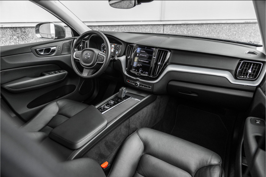 Volvo XC60 2.0 Recharge T6 AWD Business Pro Leder / Pano / Harman Kardon / Camera /