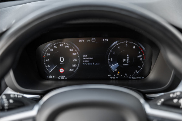 Volvo XC60 2.0 Recharge T6 AWD Business Pro Leder / Pano / Harman Kardon / Camera /