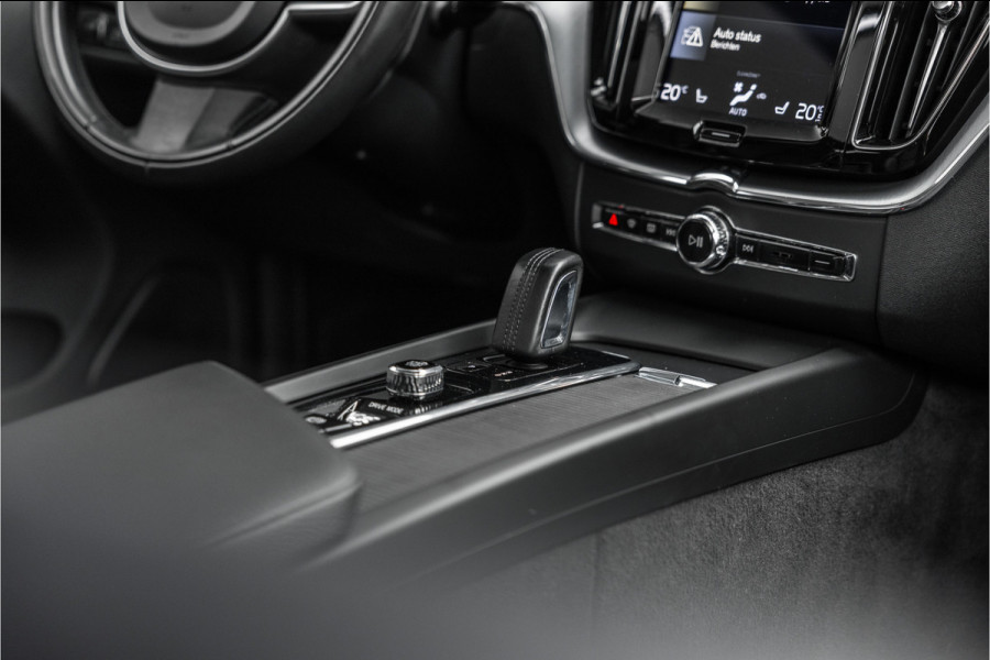 Volvo XC60 2.0 Recharge T6 AWD Business Pro Leder / Pano / Harman Kardon / Camera /
