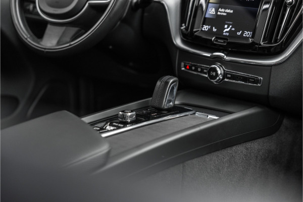 Volvo XC60 2.0 Recharge T6 AWD Business Pro Leder / Pano / Harman Kardon / Camera /