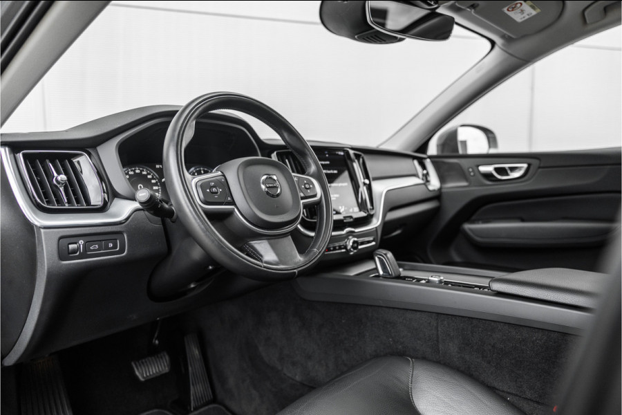 Volvo XC60 2.0 Recharge T6 AWD Business Pro Leder / Pano / Harman Kardon / Camera /