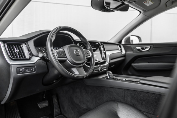 Volvo XC60 2.0 Recharge T6 AWD Business Pro Leder / Pano / Harman Kardon / Camera /