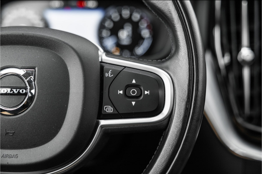 Volvo XC60 2.0 Recharge T6 AWD Business Pro Leder / Pano / Harman Kardon / Camera /
