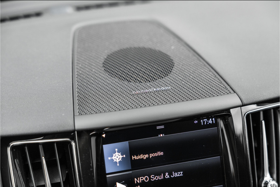 Volvo XC60 2.0 Recharge T6 AWD Business Pro Leder / Pano / Harman Kardon / Camera /
