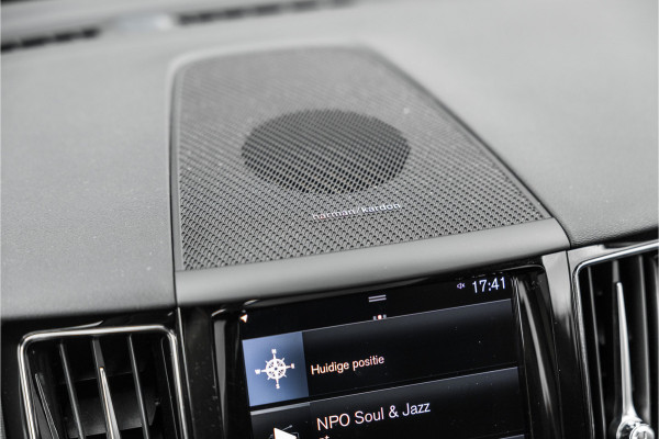 Volvo XC60 2.0 Recharge T6 AWD Business Pro Leder / Pano / Harman Kardon / Camera /