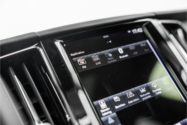 Volvo XC60 2.0 Recharge T6 AWD Business Pro Leder / Pano / Harman Kardon / Camera /