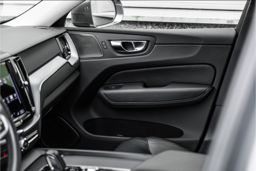 Volvo XC60 2.0 Recharge T6 AWD Business Pro Leder / Pano / Harman Kardon / Camera /