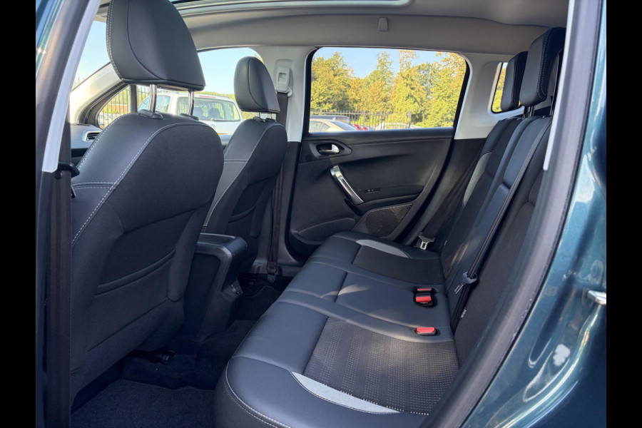 Peugeot 2008 1.2 PureTech Allure D-riem vv in 2025 l Trekhaak l 131pk l Pano l Camera l Carplay l Navi l Halfleder l Clima l Cruise l 6 Bak l 2e Eigenaar l Pdc l N.A.P l Apk tot 01-2027