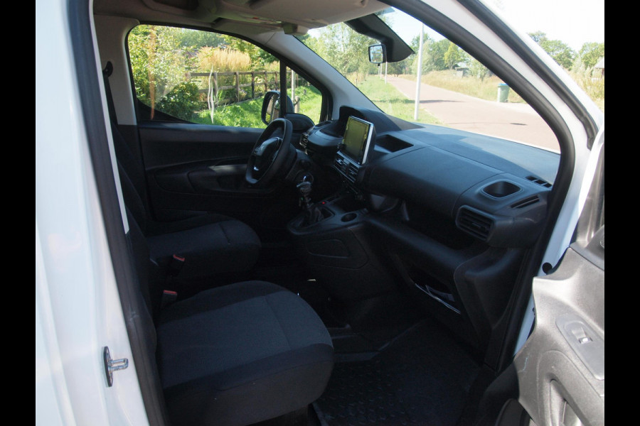 Peugeot Partner 1.2 PureTech Premium | Apple Carplay | Parkeersensoren | Cruise Control
