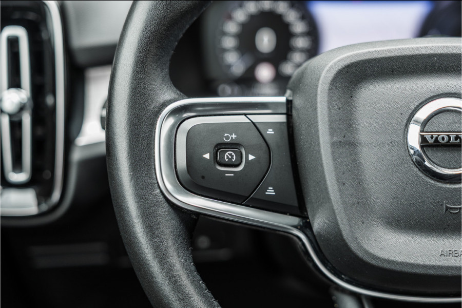 Volvo XC40 1.5 T4 Recharge Inscription Expression Carplay / Android Auto / Climate Control /
