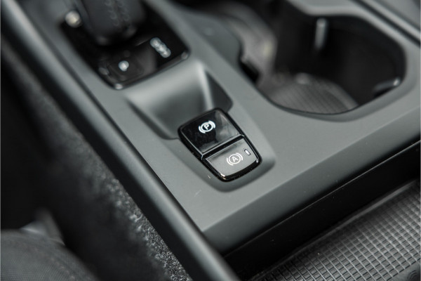 Volvo XC40 1.5 T4 Recharge Inscription Expression Carplay / Android Auto / Climate Control /