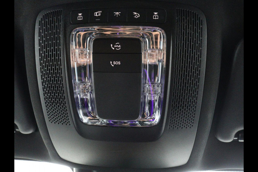 Mercedes-Benz GLB 200 AMG Line | Leder/alcantara | Stoelverwarming | Cruise control | Lane assist | Sfeerverlichting | Camera | Park assist | Trekhaak