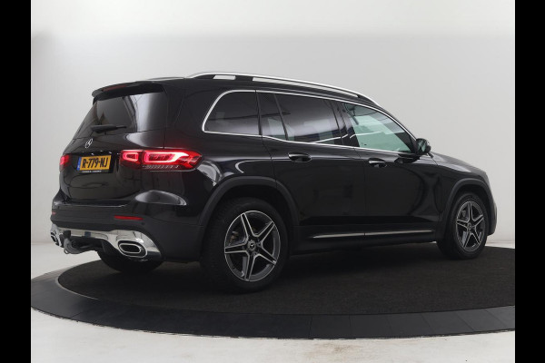Mercedes-Benz GLB 200 AMG Line | Leder/alcantara | Stoelverwarming | Cruise control | Lane assist | Sfeerverlichting | Camera | Park assist | Trekhaak