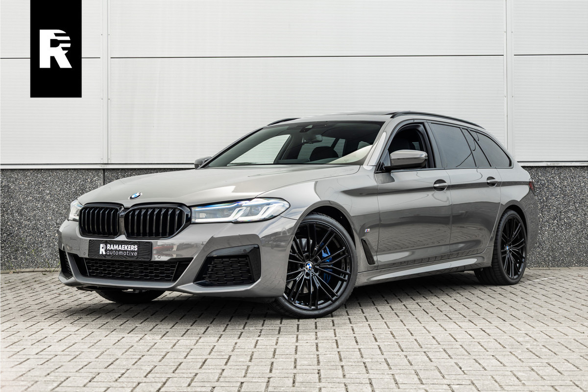 BMW 5 Serie Touring 530i High Executive M-Sport 20inch / Bernina Grau / Pano / Camera / Laser
