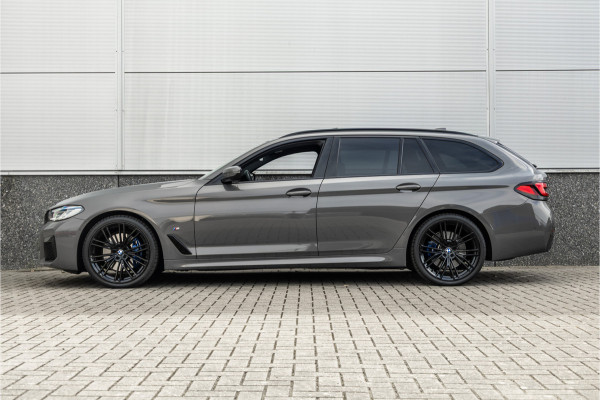 BMW 5 Serie Touring 530i High Executive M-Sport 20inch / Bernina Grau / Pano / Camera / Laser