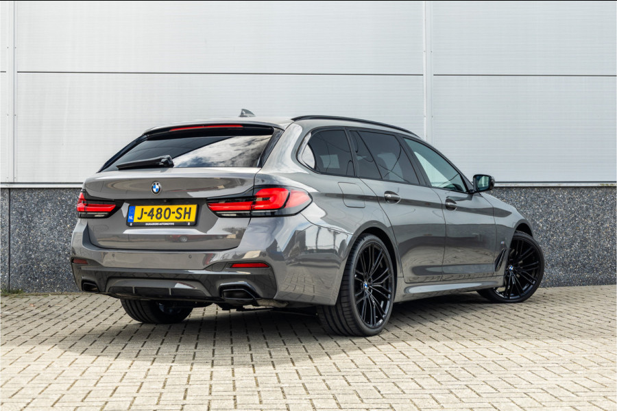 BMW 5 Serie Touring 530i High Executive M-Sport 20inch / Bernina Grau / Pano / Camera / Laser