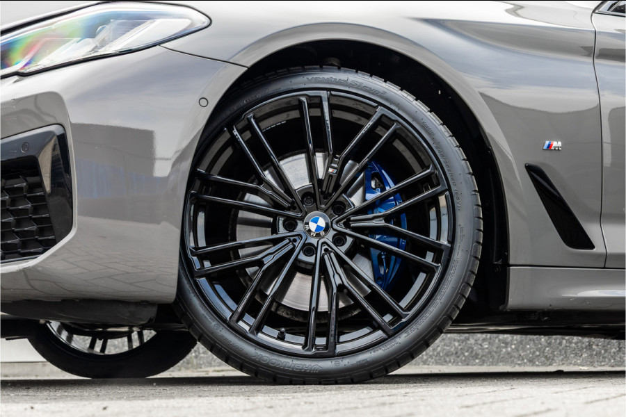 BMW 5 Serie Touring 530i High Executive M-Sport 20inch / Bernina Grau / Pano / Camera / Laser
