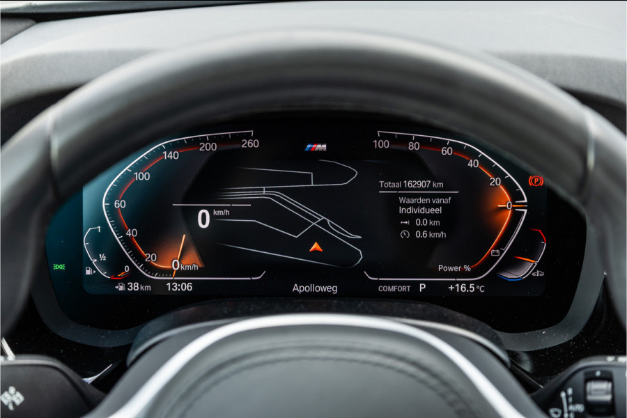 BMW 5 Serie Touring 530i High Executive M-Sport 20inch / Bernina Grau / Pano / Camera / Laser