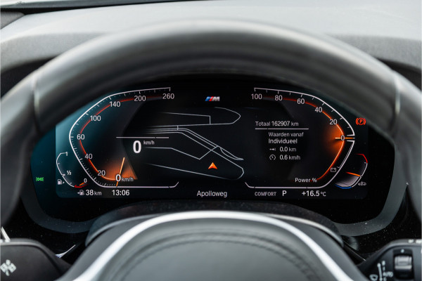BMW 5 Serie Touring 530i High Executive M-Sport 20inch / Bernina Grau / Pano / Camera / Laser