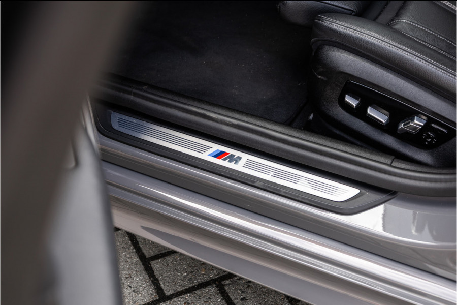 BMW 5 Serie Touring 530i High Executive M-Sport 20inch / Bernina Grau / Pano / Camera / Laser