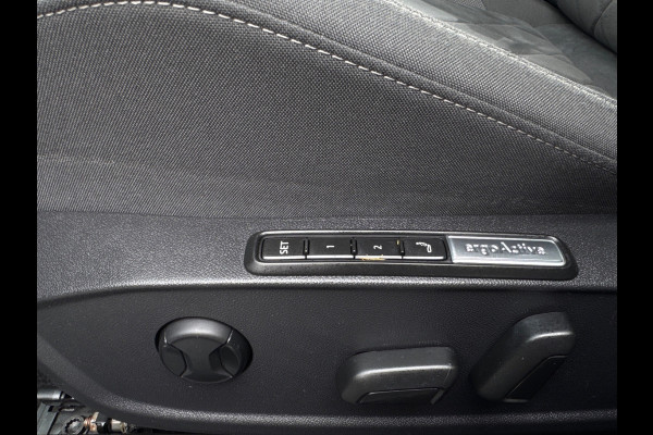 Volkswagen Golf 204PK eHybrid [PHEV] STYLE NAVI/ELEK. STOEL/STUURW. VERW.