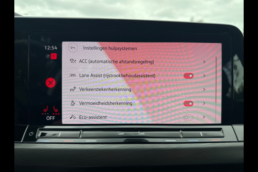 Volkswagen Golf 204PK eHybrid [PHEV] STYLE NAVI/ELEK. STOEL/STUURW. VERW.