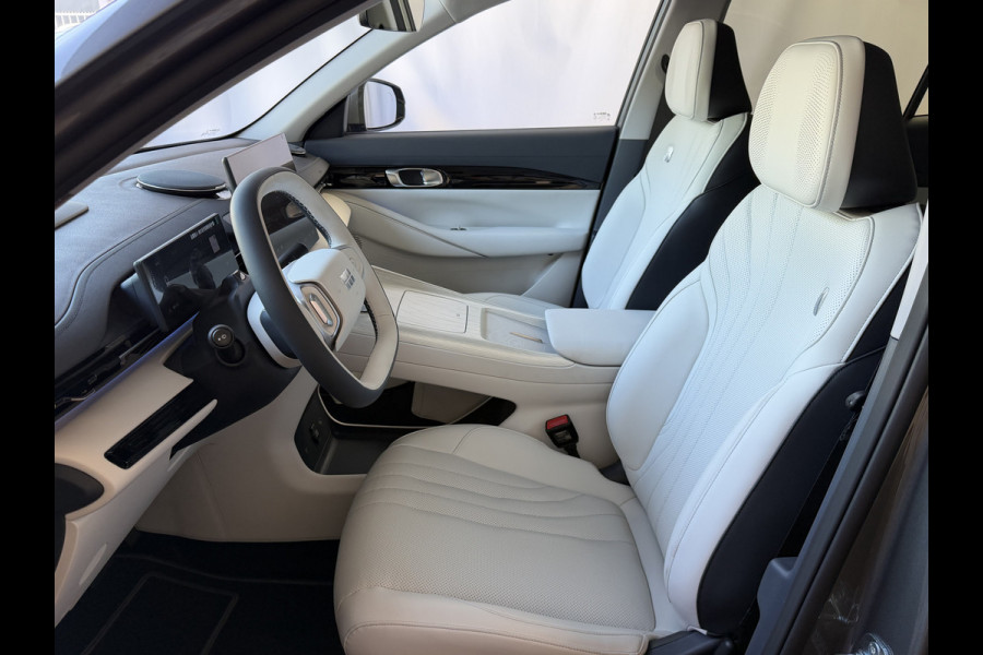 GEELY E5 Max+ 68 kWh | 475 km WLTP | 8 Jaar Garantie | Pano | Elektr. Achterklep | 360° Camera | Warmtepomp | Verwarmde & Geventileerde S Geely Wijchen