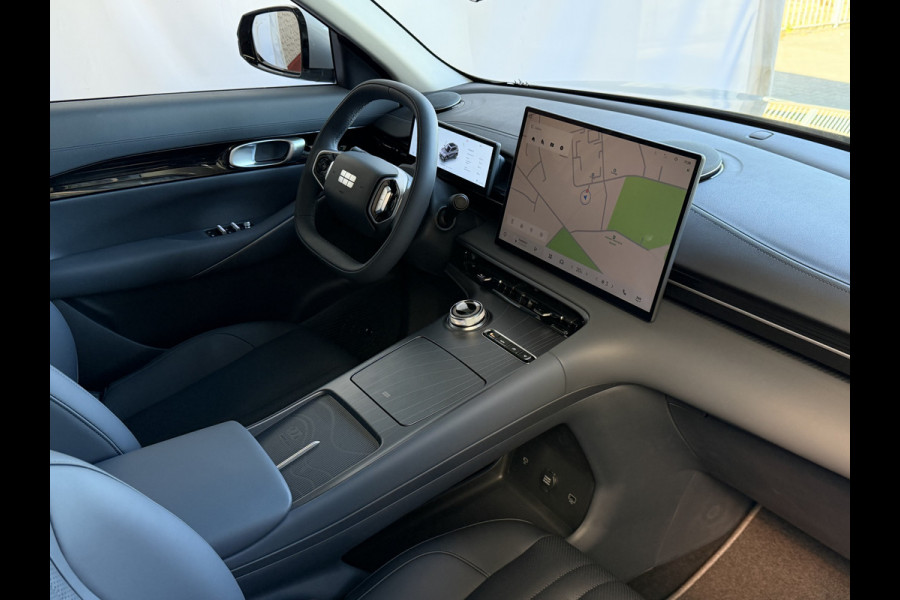 GEELY E5 Pro+ 68 kWh | 475 km WLTP | Moonlight Silver 8 Jaar Garantie | 360° Camera | Warmtepomp | Leder | Blind Spot