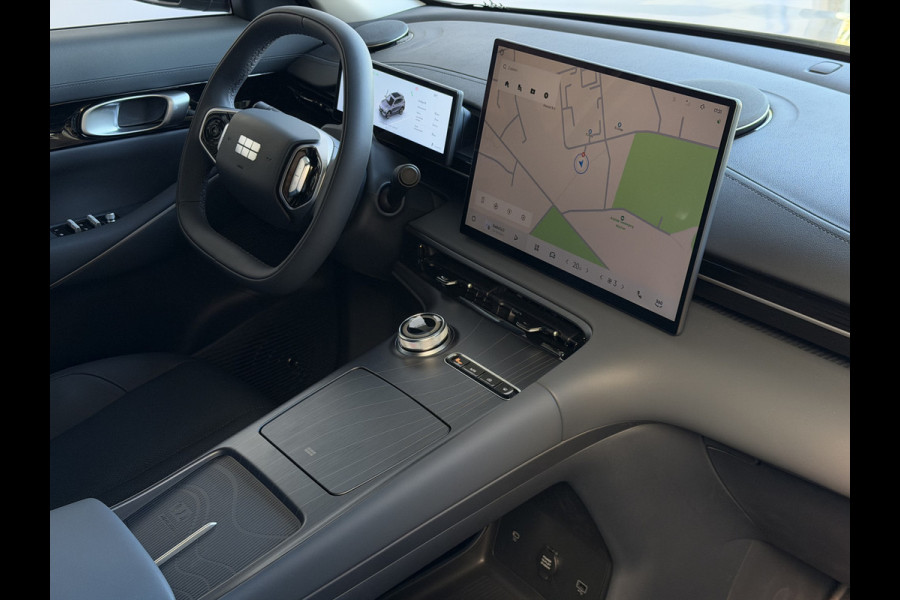 GEELY E5 Pro+ 68 kWh | 475 km WLTP | Moonlight Silver 8 Jaar Garantie | 360° Camera | Warmtepomp | Leder | Blind Spot