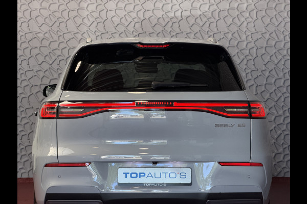 GEELY E5 Pro+ 68 kWh | 475 km WLTP | Moonlight Silver 8 Jaar Garantie | 360° Camera | Warmtepomp | Leder | Blind Spot