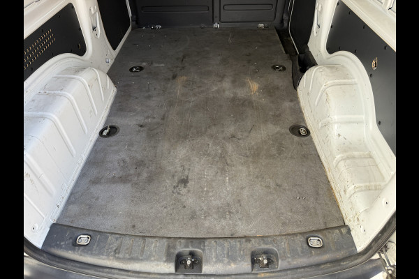 Volkswagen E-Caddy 37kWh 113PK L2 Elektrisch Caddy ABT Maxi 37,3kWh 159km WLTP LED Snelladen Trekhaak Airco Carplay Parkeersensoren Achter