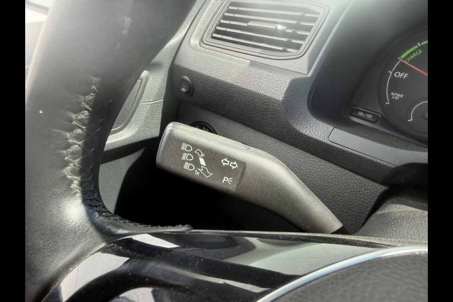 Volkswagen E-Caddy 37kWh 113PK L2 Elektrisch Caddy ABT Maxi 37,3kWh 159km WLTP LED Snelladen Trekhaak Airco Carplay Parkeersensoren Achter
