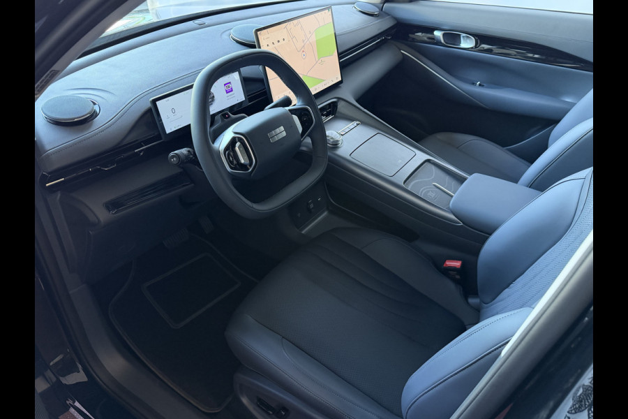 GEELY E5 Pro+ 68 kWh | LONG RANGE 450 Km wltp | 8 Jaar Garantie | 19'' LMV Verwarmde & Gekoelde Stoelen | 360° View | Warmtepomp | Leder