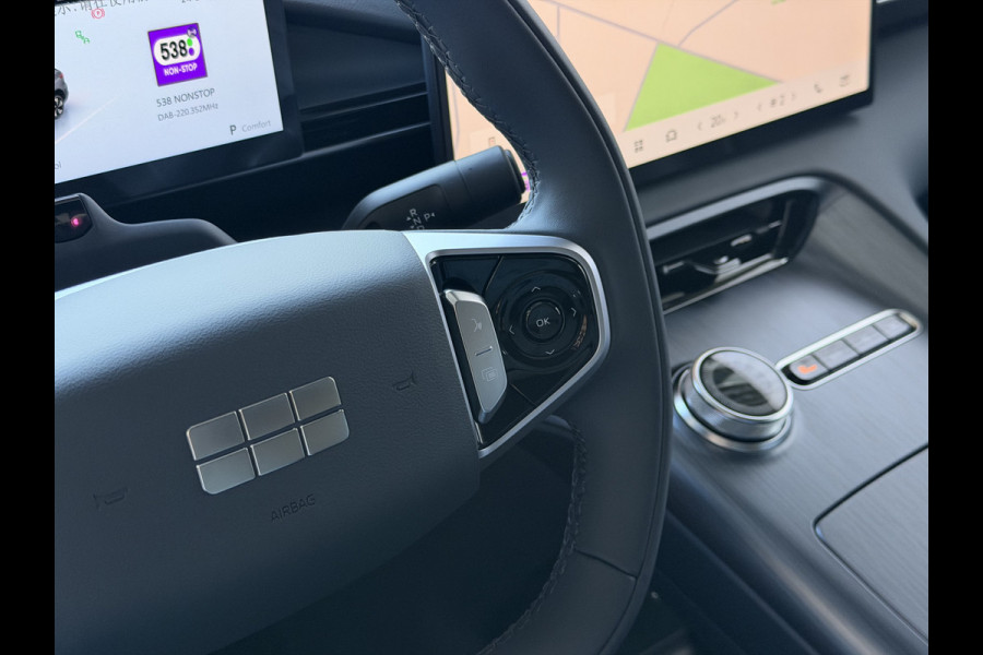 GEELY E5 Pro+ 68 kWh | LONG RANGE 450 Km wltp | 8 Jaar Garantie | 19'' LMV Verwarmde & Gekoelde Stoelen | 360° View | Warmtepomp | Leder