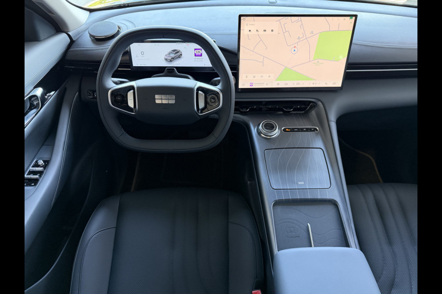 GEELY E5 Pro+ 68 kWh | LONG RANGE 450 Km wltp | 8 Jaar Garantie | 19'' LMV Verwarmde & Gekoelde Stoelen | 360° View | Warmtepomp | Leder