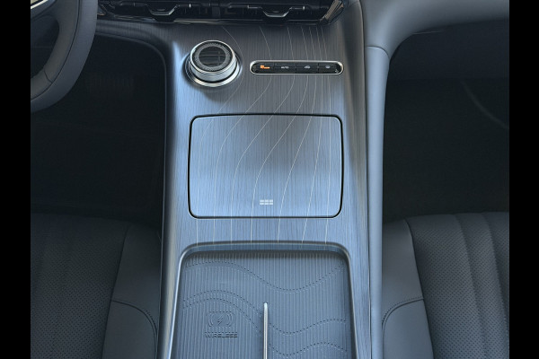 GEELY E5 Pro+ 68 kWh | LONG RANGE 450 Km wltp | 8 Jaar Garantie | 19'' LMV Verwarmde & Gekoelde Stoelen | 360° View | Warmtepomp | Leder