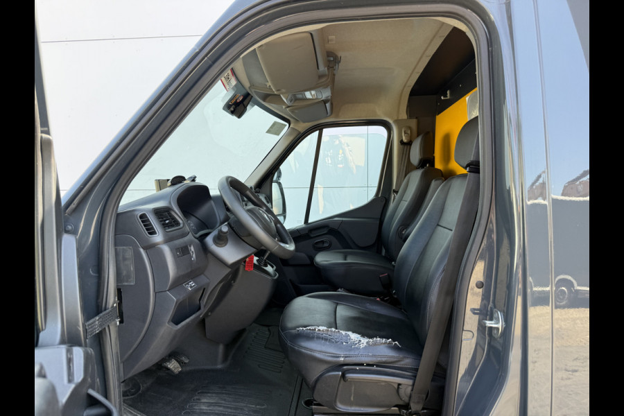 Renault Master Plancher T35 2.3 DCI 150PK Lowliner Bakwagen Airco Cruise Control Camera Foodtruck Meubelbak Paardenwagen