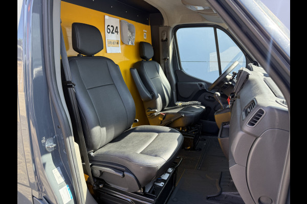 Renault Master Plancher T35 2.3 DCI 150PK Lowliner Bakwagen Airco Cruise Control Camera Foodtruck Meubelbak Paardenwagen