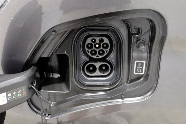 Fiat E-Scudo 75 kWh Automaat Lang 100% Elektrisch Snellader WLTP 315km SOH 91,2% 03-2022