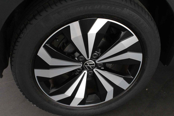 Volkswagen T-Cross 1.0 TSI Life > Camera/17inch/Reef Blue metallic...