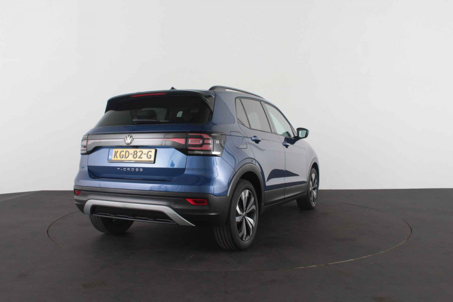 Volkswagen T-Cross 1.0 TSI Life > Camera/17inch/Reef Blue metallic...