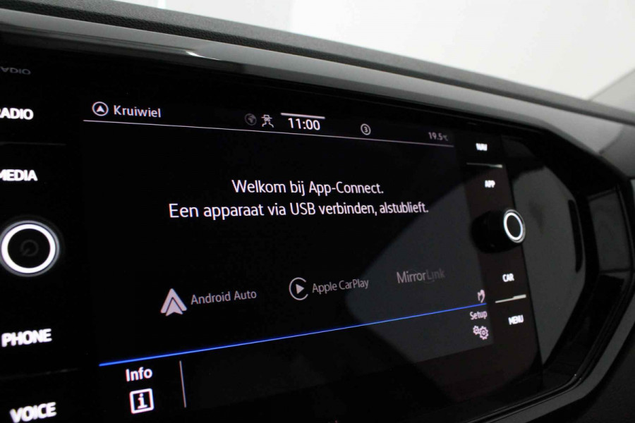 Volkswagen T-Cross 1.0 TSI Life > Camera/17inch/Reef Blue metallic...