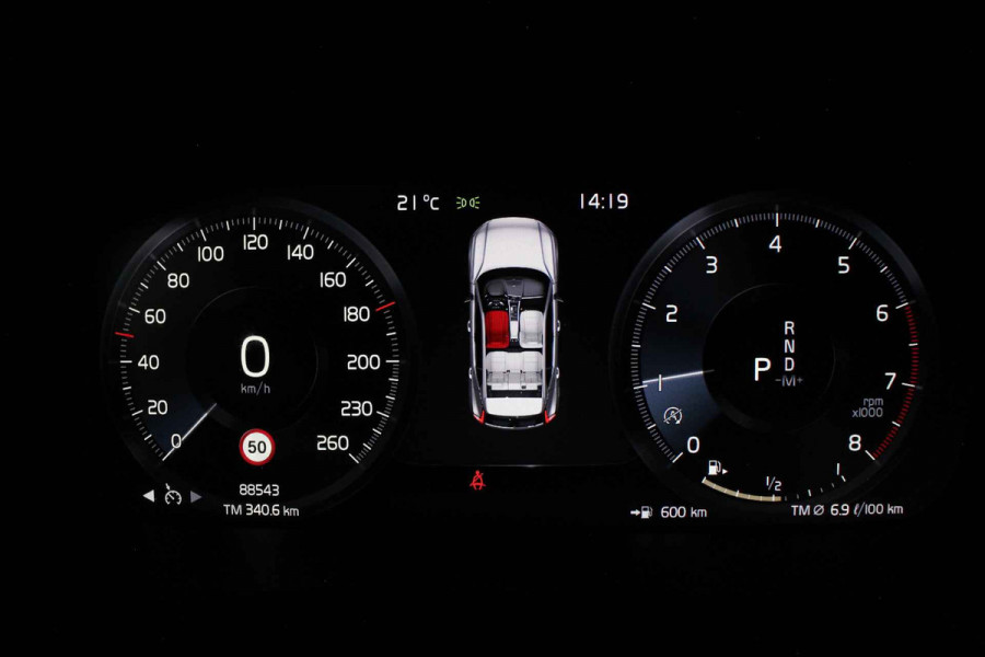 Volvo XC40 1.5 T3 R-Design > Trekhaak/H&K/Zwart dak/Winterpakket pro...