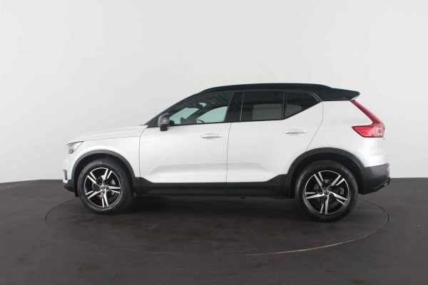 Volvo XC40 1.5 T3 R-Design > Trekhaak/H&K/Zwart dak/Winterpakket pro...