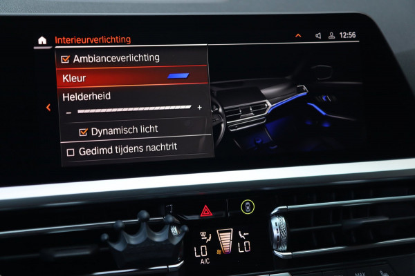 BMW 3-serie 320e M Sport / ACC / CAMERA / LEDER / CARPLAY / STUUR+STOELVERW