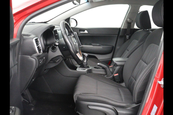 Kia Sportage 1.6 GDI DynamicLine | Cruise control | Navigatie | Carplay | Climate control | Park assist | Trekhaak