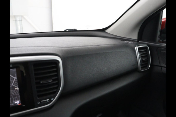 Kia Sportage 1.6 GDI DynamicLine | Cruise control | Navigatie | Carplay | Climate control | Park assist | Trekhaak