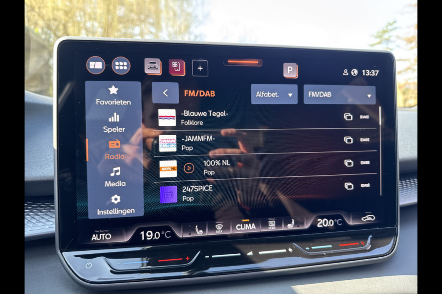 CUPRA Terramar 1.5 TSIe 150PK DSG BUSINESS HEAD-UP/NAVI/CAMERA/LEDER/MATRIX