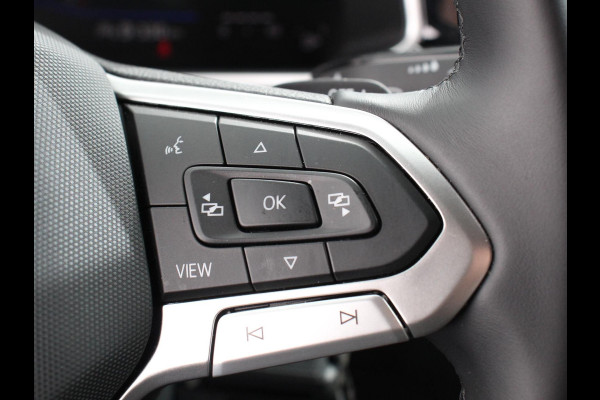 Volkswagen T-Roc 1.5 TSI 150pk DSG R-Line Navigatie Apple Carplay/Android Auto Parkeersensoren Camera Adaptive Cruise Control Dab Digitale Cockpit
