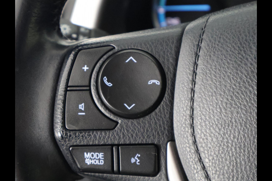 Toyota RAV4 2.5 HYBRID DYNAMIC SPORT GARANTIE 10-2028 ACHTERUITRIJ CAMERA . ADAPTIEVE CRUISE CONTROL . PARKEERSENSOREN VOOR & ACHTER .